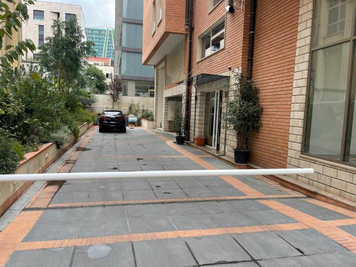 Apartament Ale Investa Hospitality Tirana Zewnętrze zdjęcie